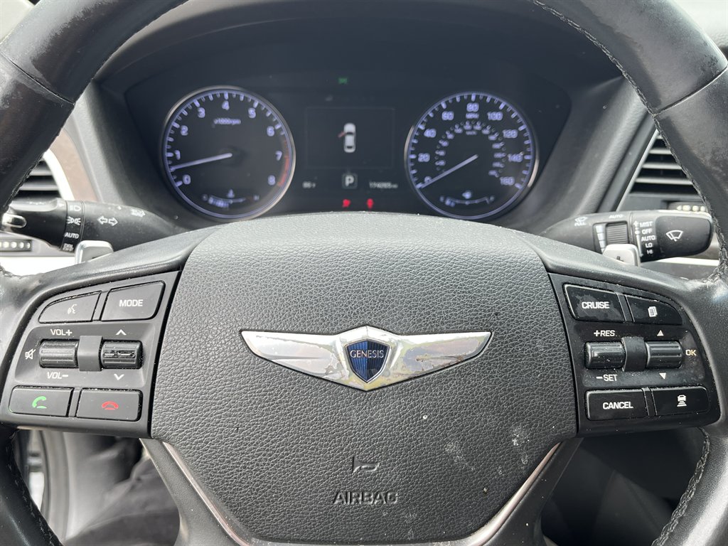 2015 Hyundai Genesis - $8,995