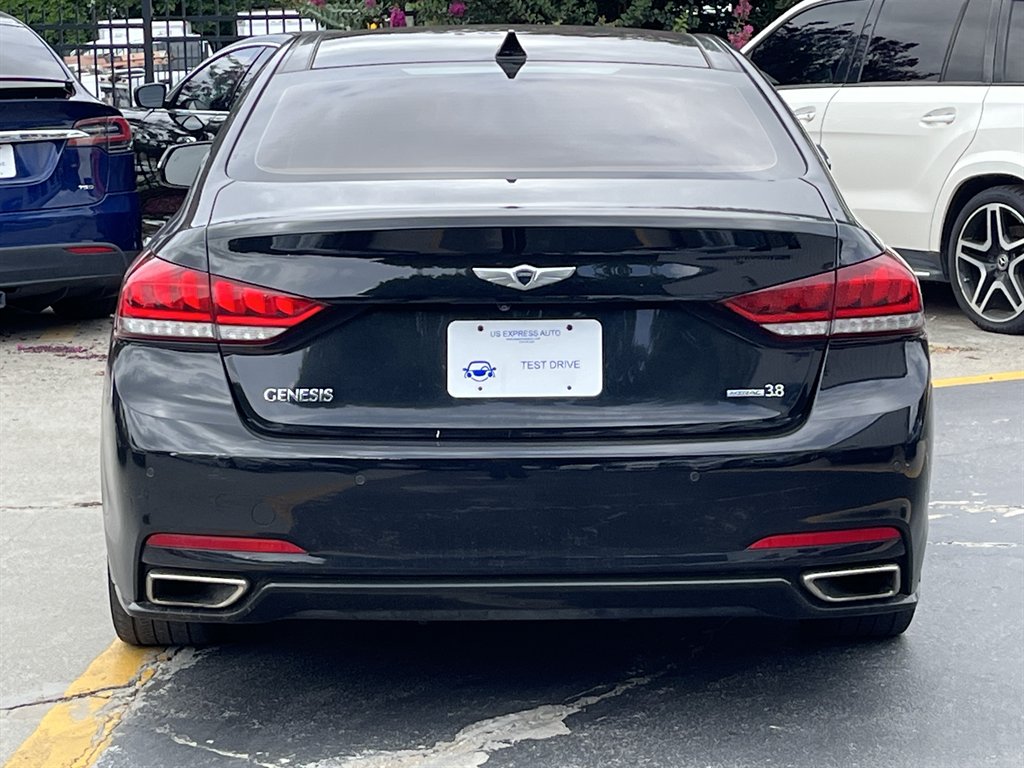 2015 Hyundai Genesis - $8,995