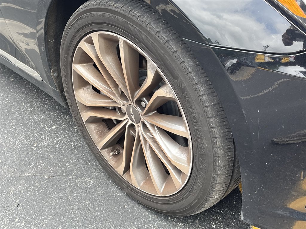 2015 Hyundai Genesis - $8,995