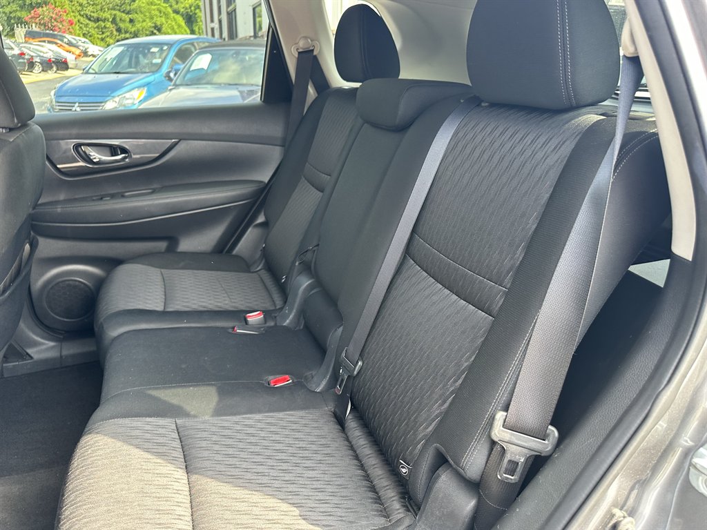 2019 Nissan Rogue - $11,715
