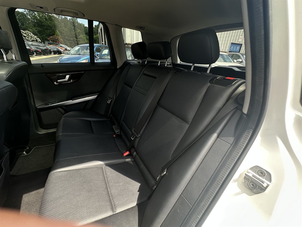 2013 Mercedes-Benz GLK-Class - $8,895