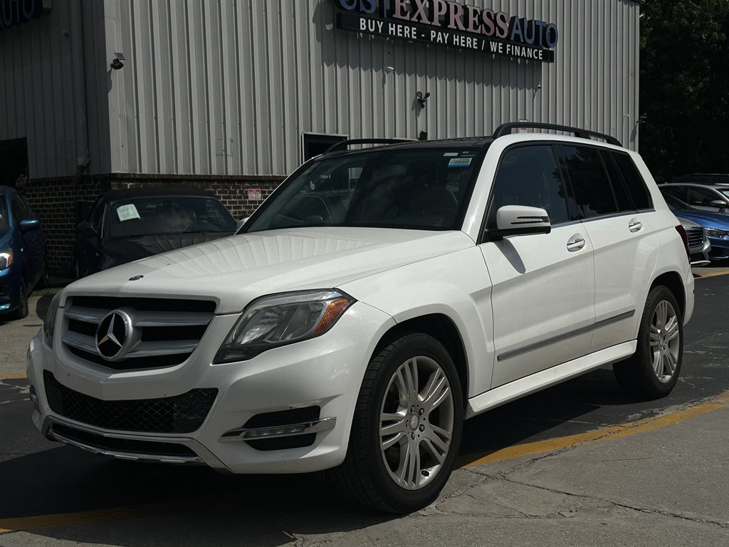 2013 Mercedes-Benz GLK-Class - $8,895