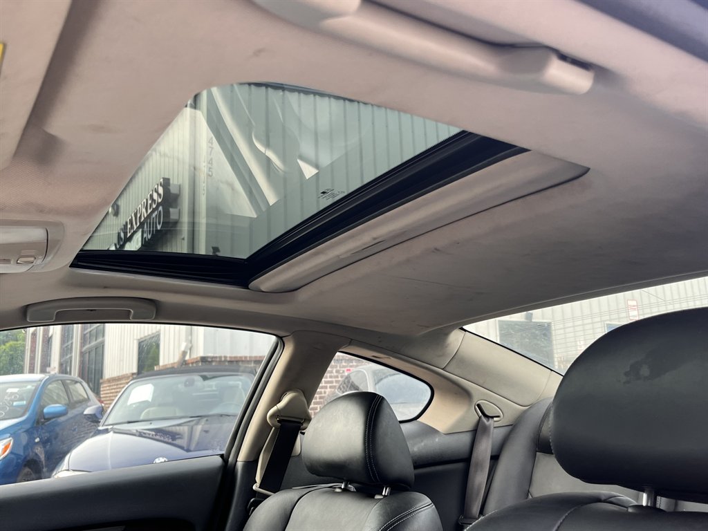 2012 INFINITI G - $9,995