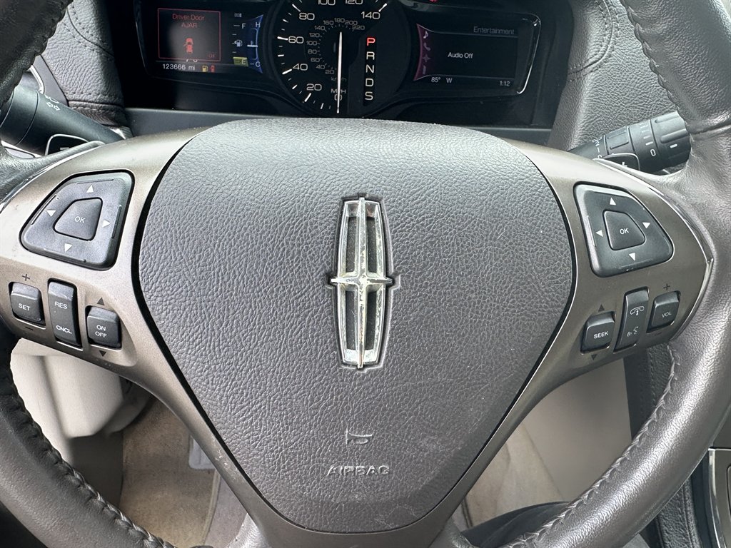 2013 Lincoln MKX - $8,287