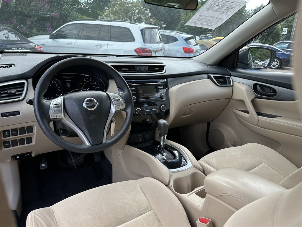 2016 Nissan Rogue - $7,695