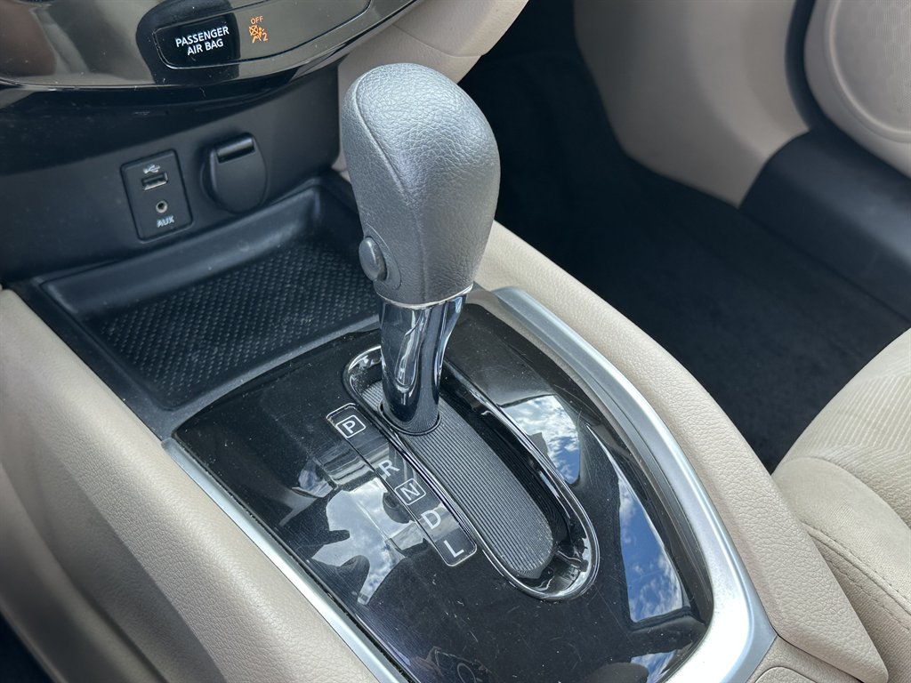 2016 Nissan Rogue - $7,695