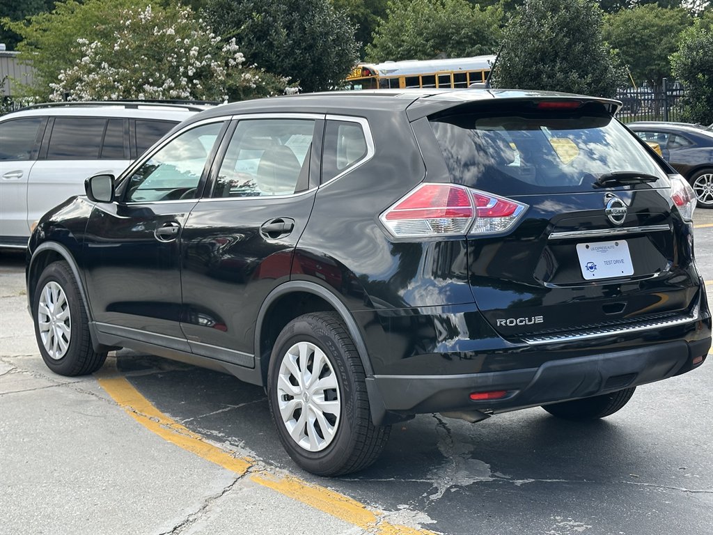 2016 Nissan Rogue - $7,695