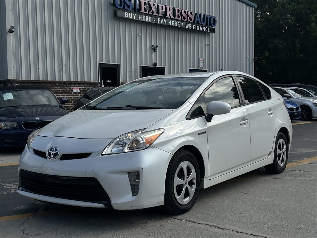 2012 Toyota Prius - $7,485