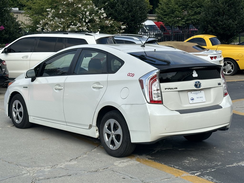 2012 Toyota Prius - $7,485