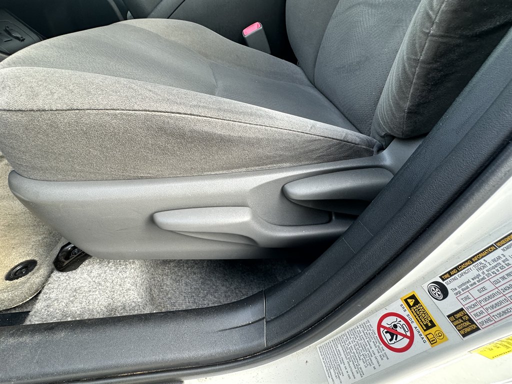 2012 Toyota Prius - $7,485