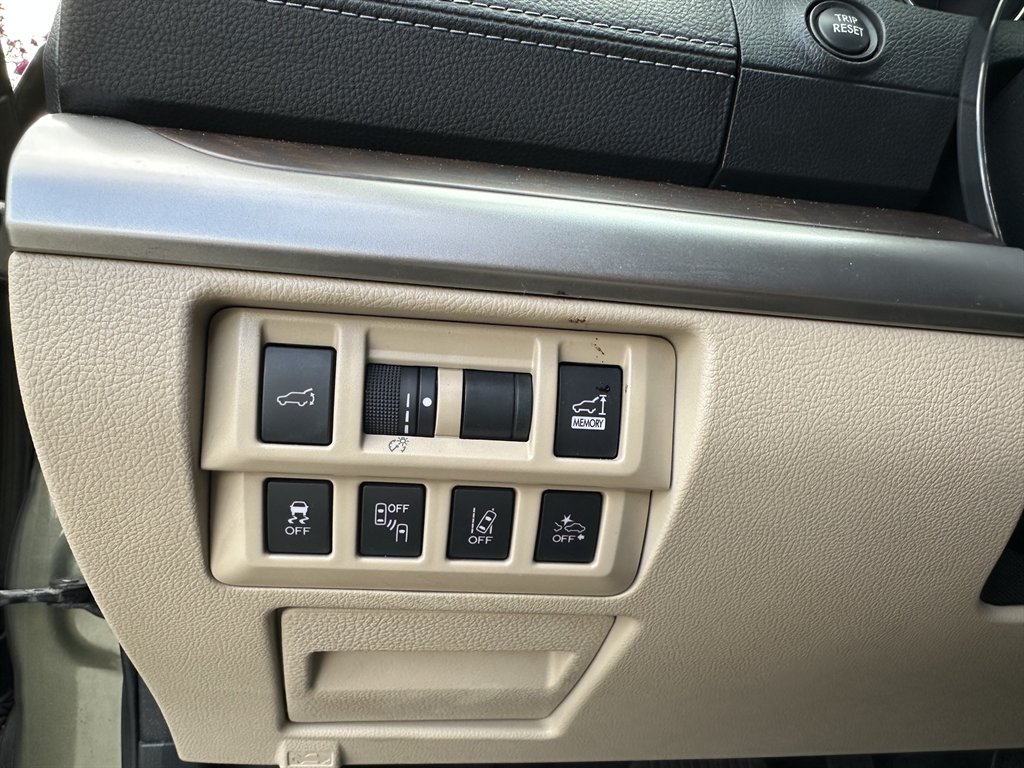 2018 Subaru Outback - $7,995