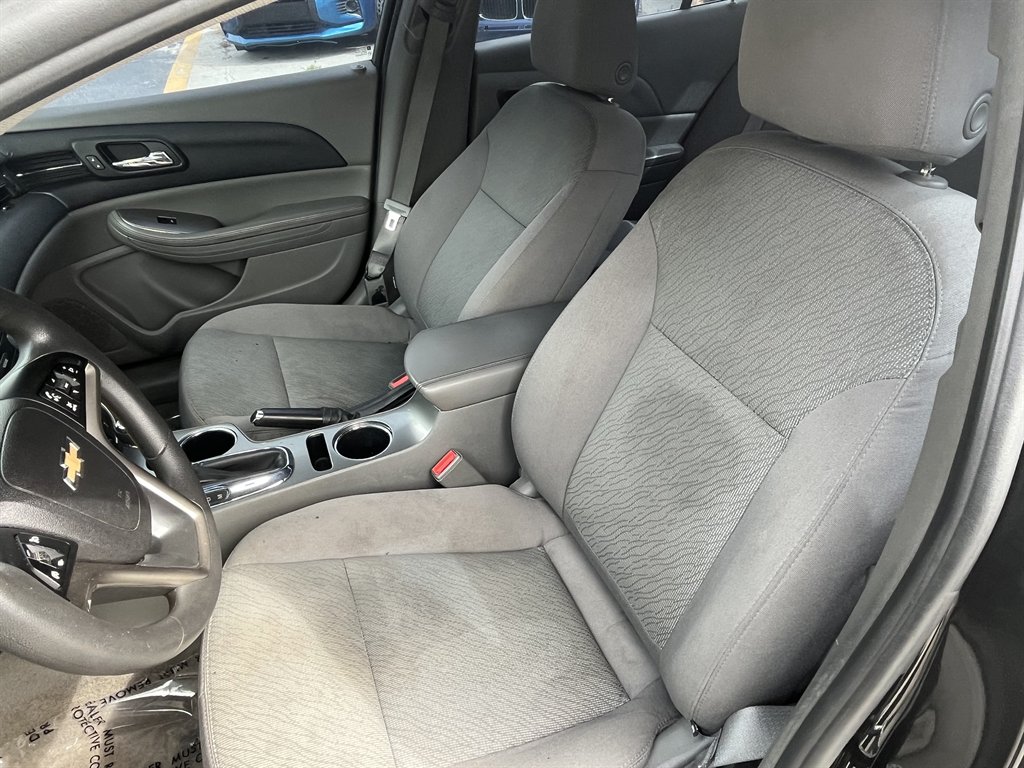 2014 Chevrolet Malibu - $4,995