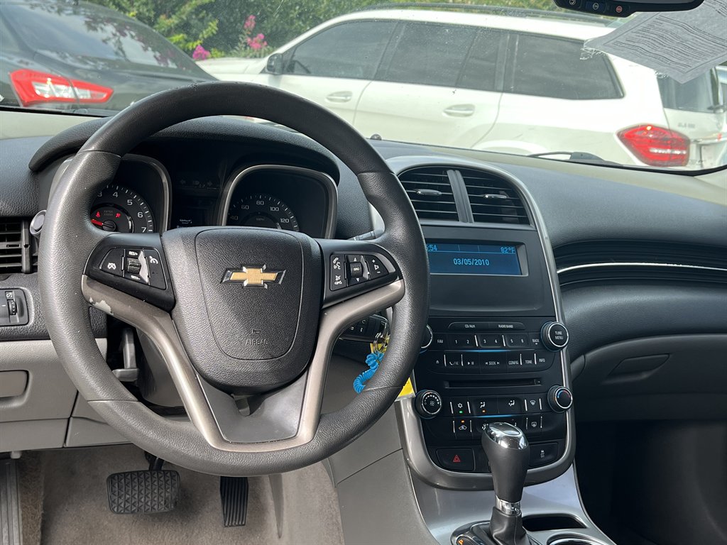 2014 Chevrolet Malibu - $4,995