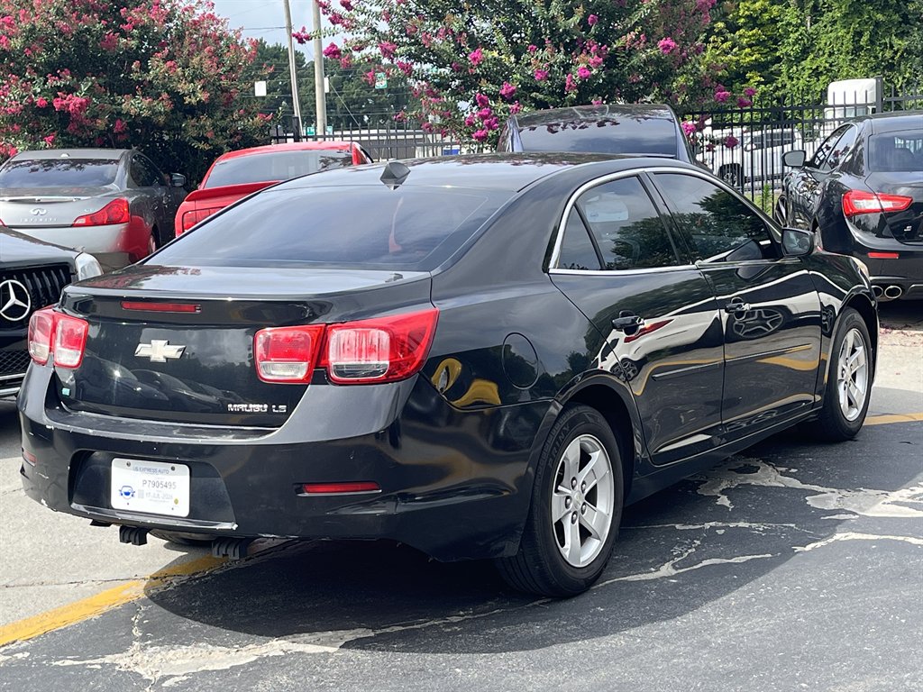 2014 Chevrolet Malibu - $4,995