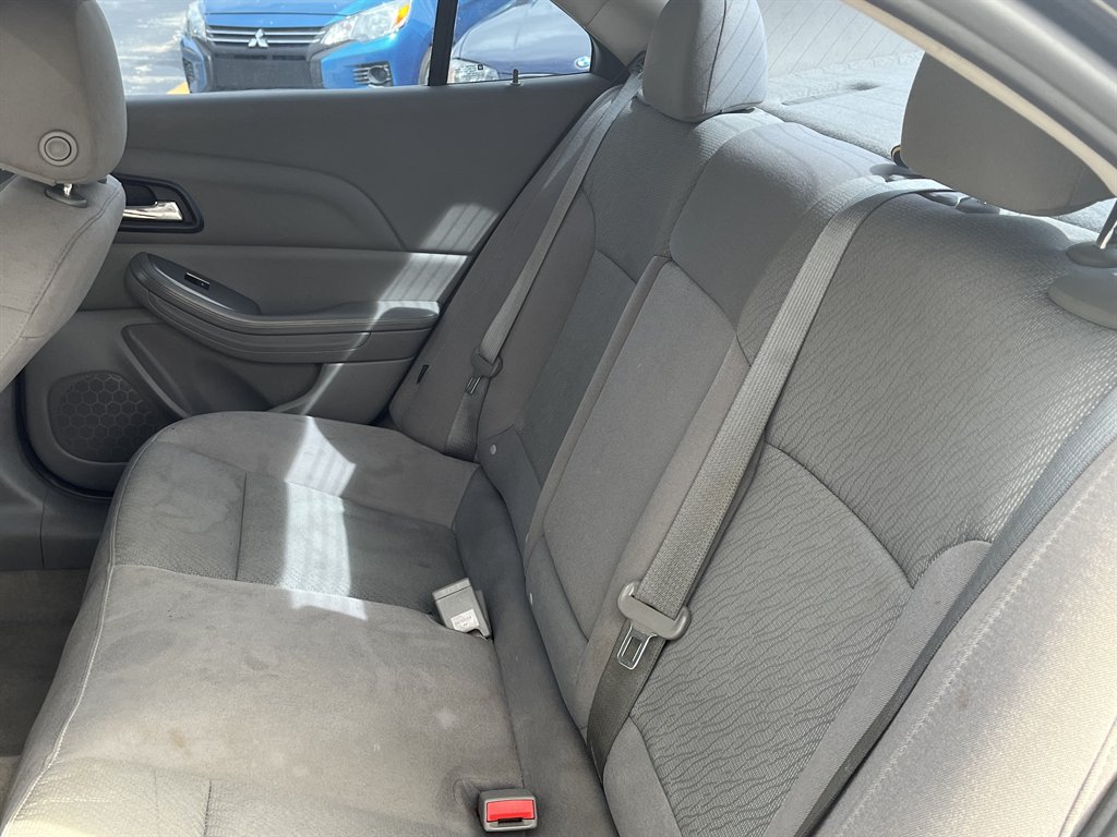 2014 Chevrolet Malibu - $4,995