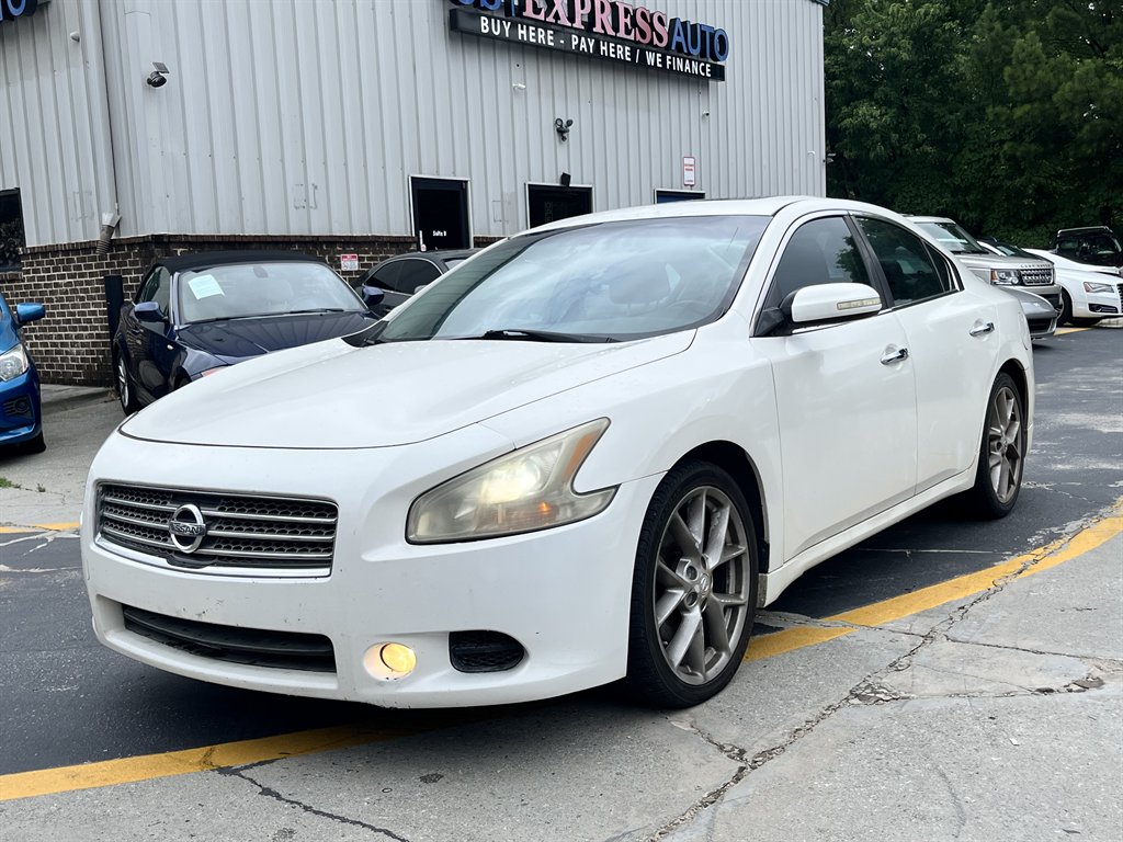 2010 Nissan Maxima - $6,995