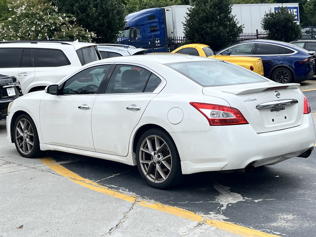 2010 Nissan Maxima - $6,995