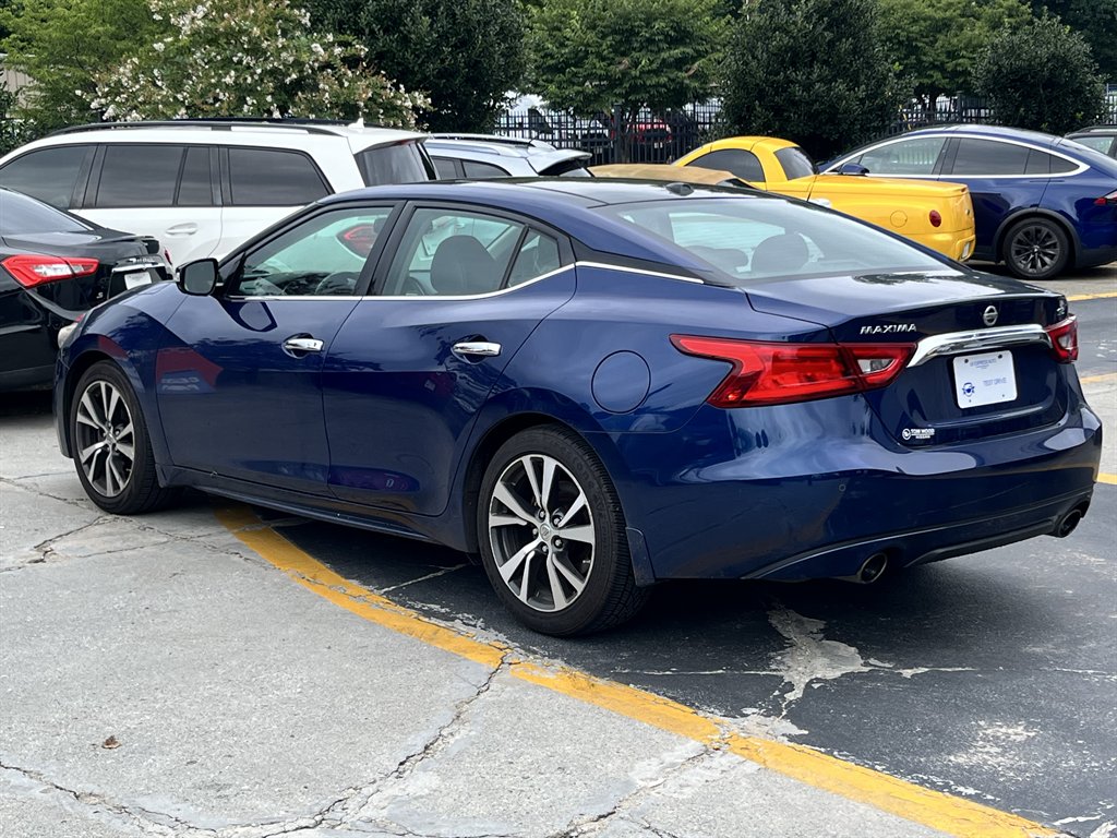 2017 Nissan Maxima - $11,995