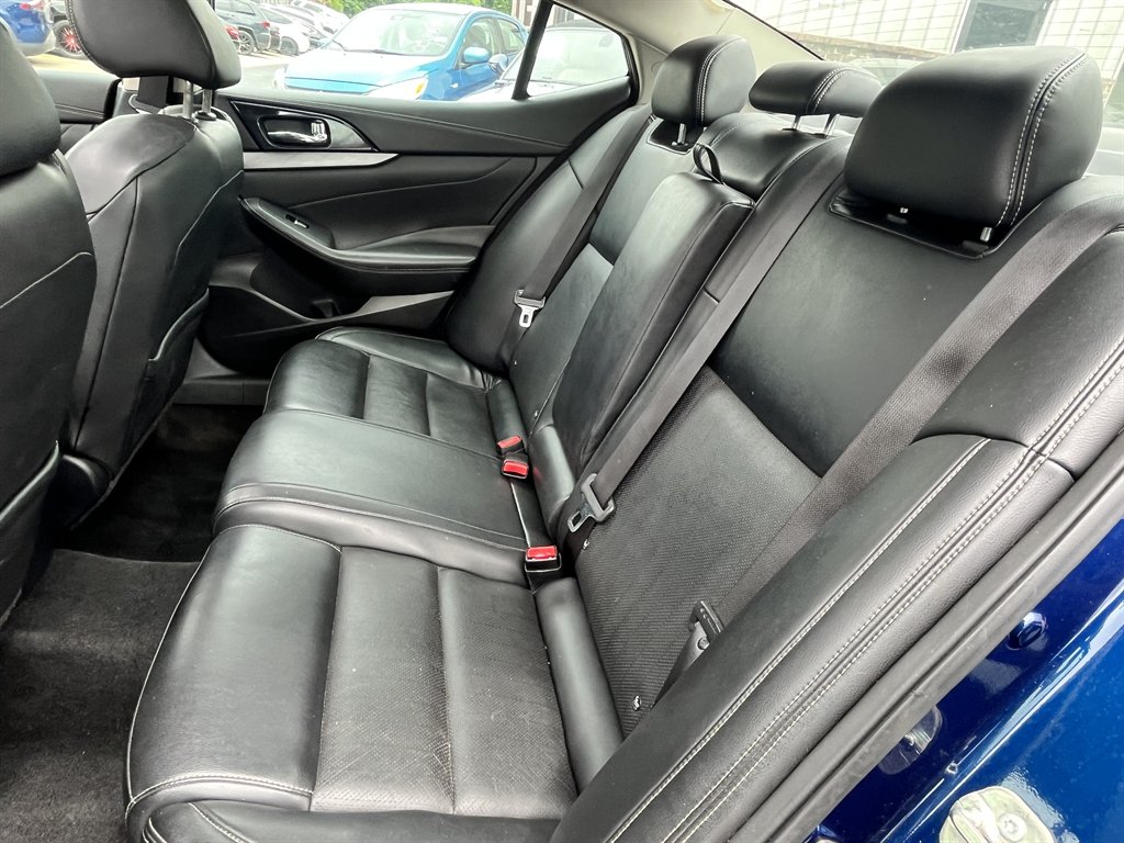 2017 Nissan Maxima - $11,995