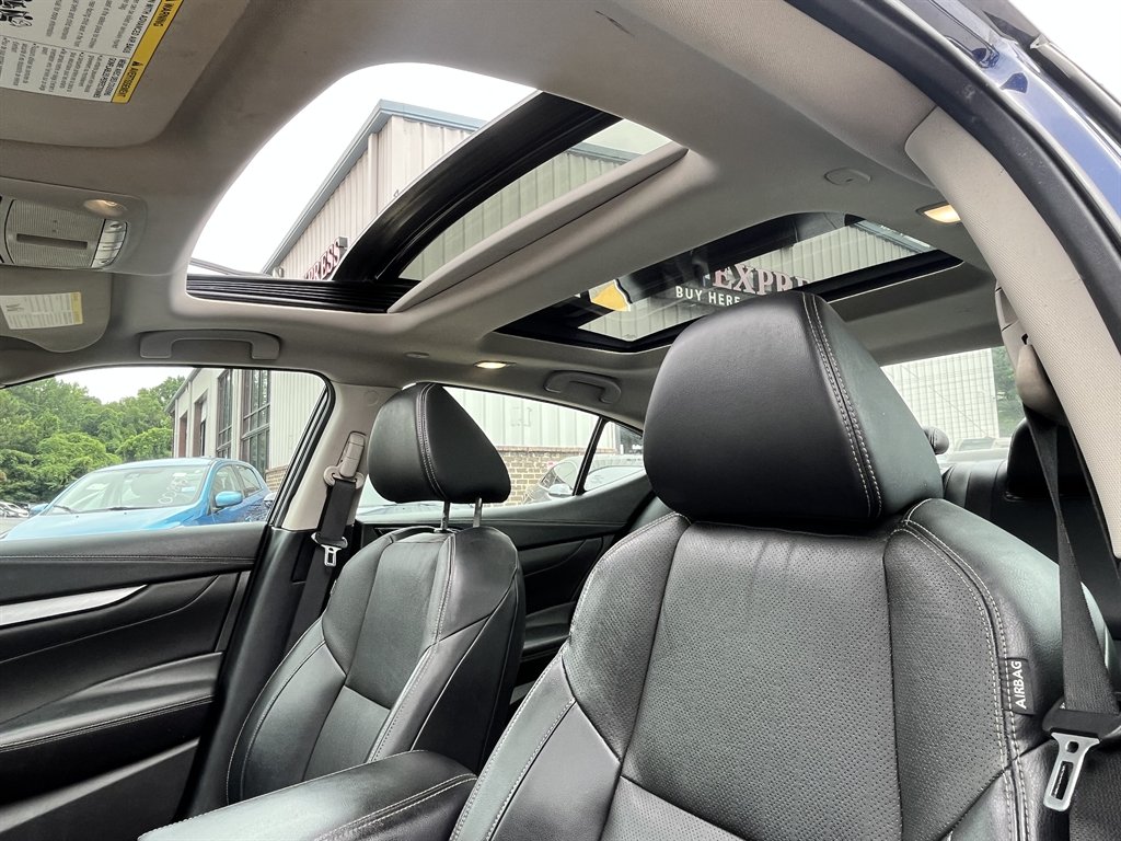 2017 Nissan Maxima - $11,995
