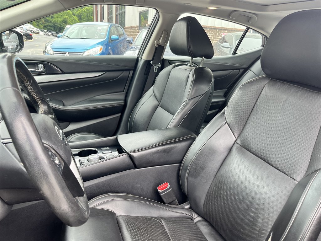 2017 Nissan Maxima - $11,995