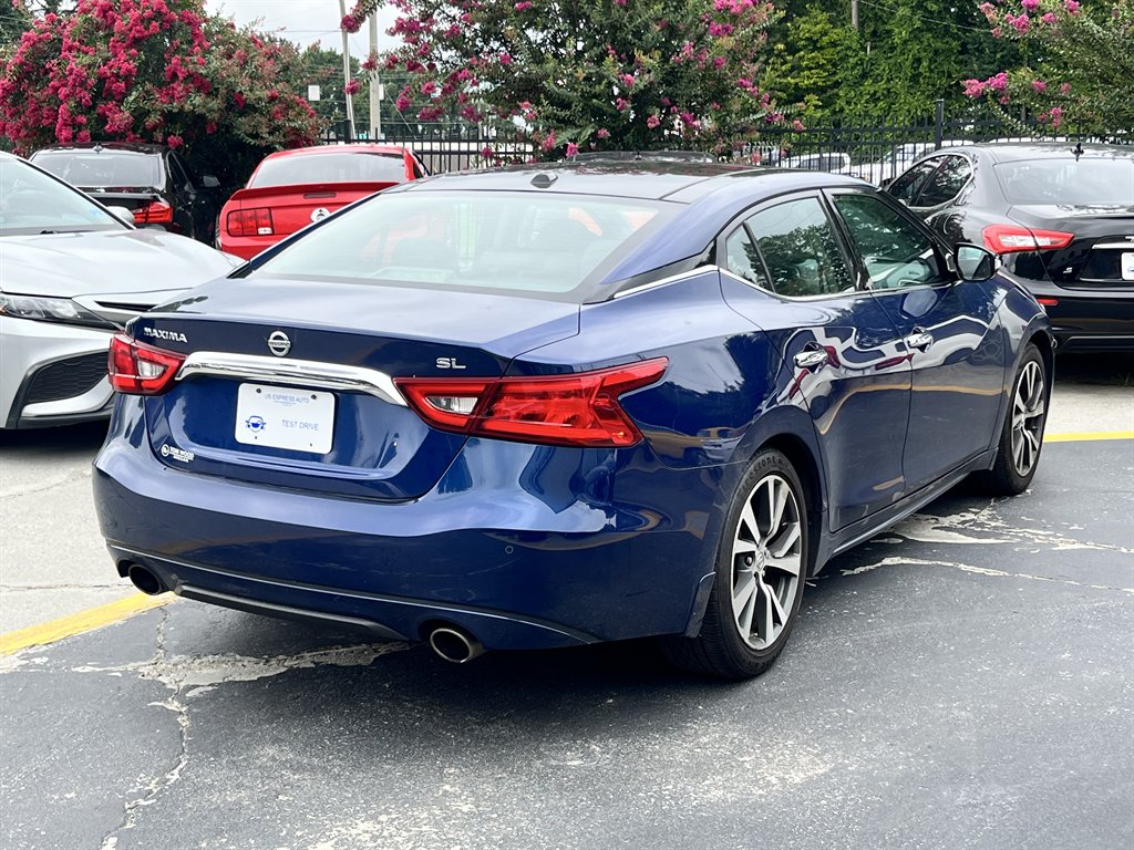 2017 Nissan Maxima - $11,995