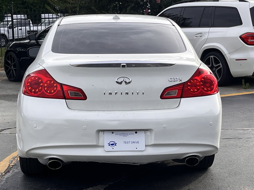 2013 INFINITI G - $12,995