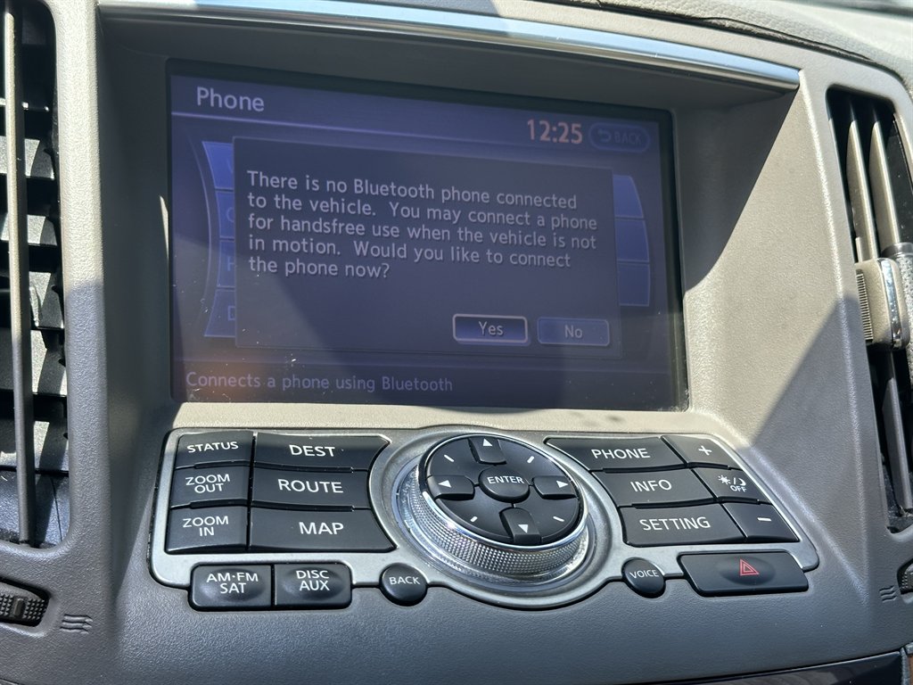 2011 INFINITI G - $7,995