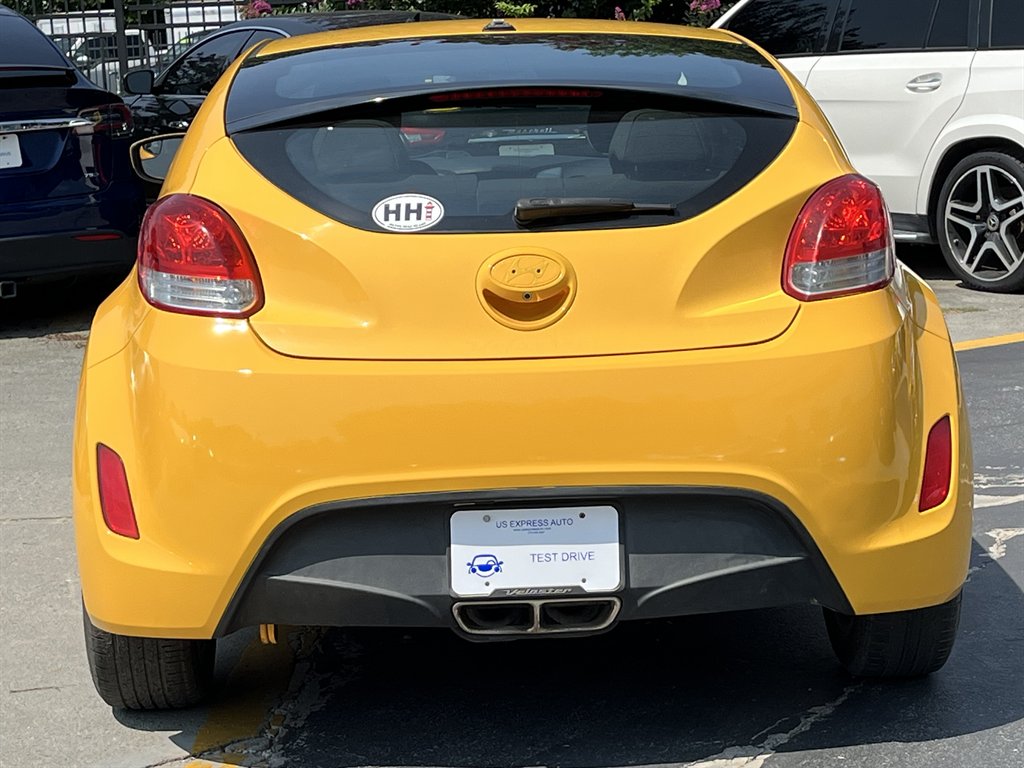 2017 Hyundai Veloster - $6,995