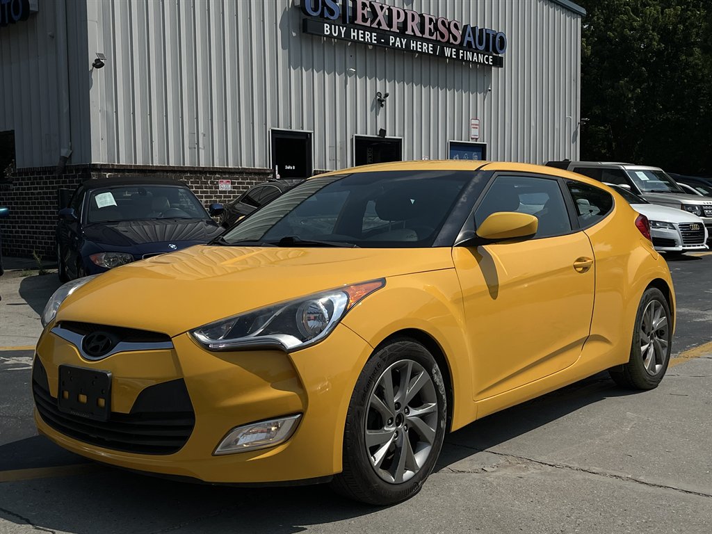 2017 Hyundai Veloster - $6,995