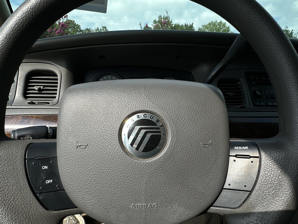 2007 Mercury Grand Marquis - $7,995