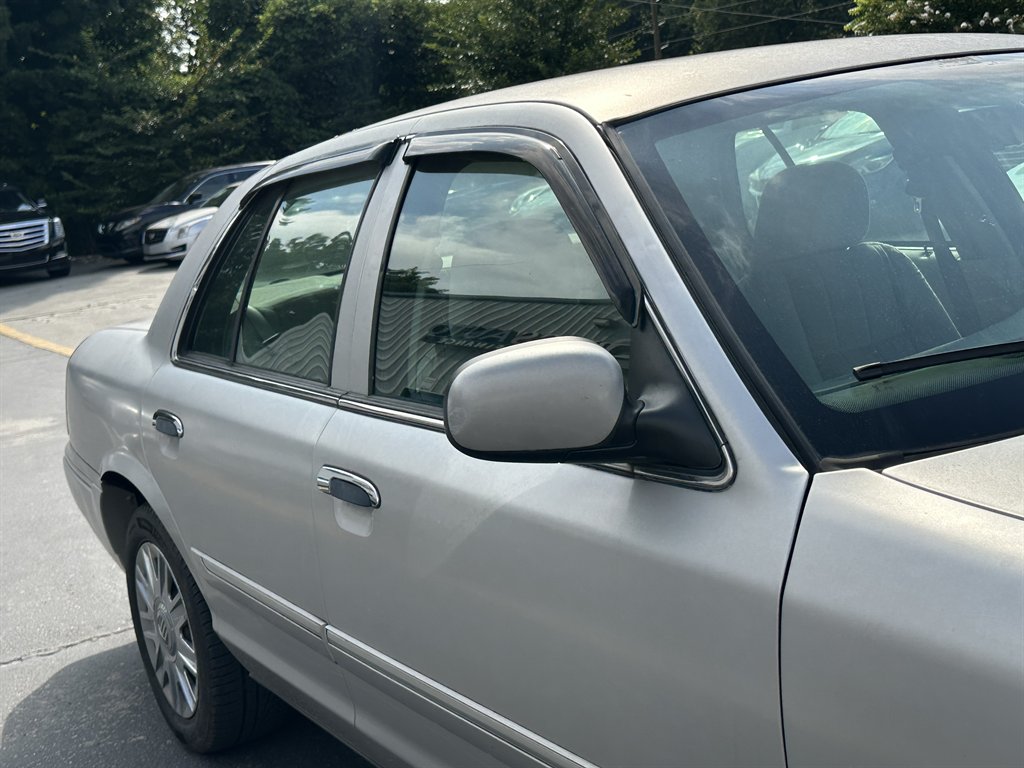 2007 Mercury Grand Marquis - $7,995