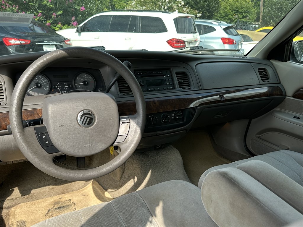 2007 Mercury Grand Marquis - $7,995