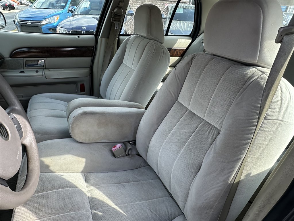 2007 Mercury Grand Marquis - $7,995