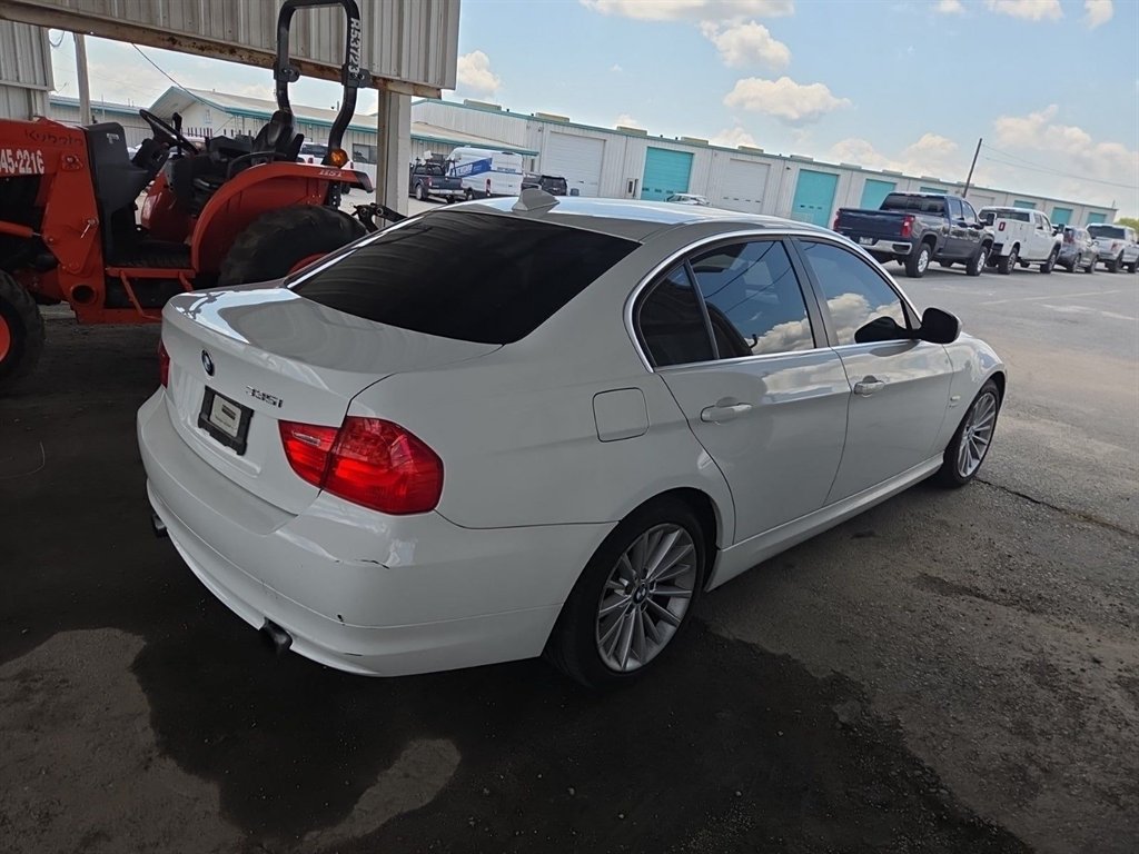 2011 BMW 3 Series - $7,539