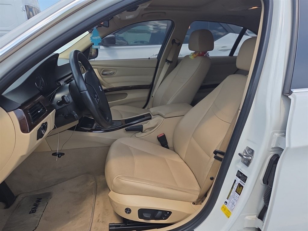 2011 BMW 3 Series - $7,539