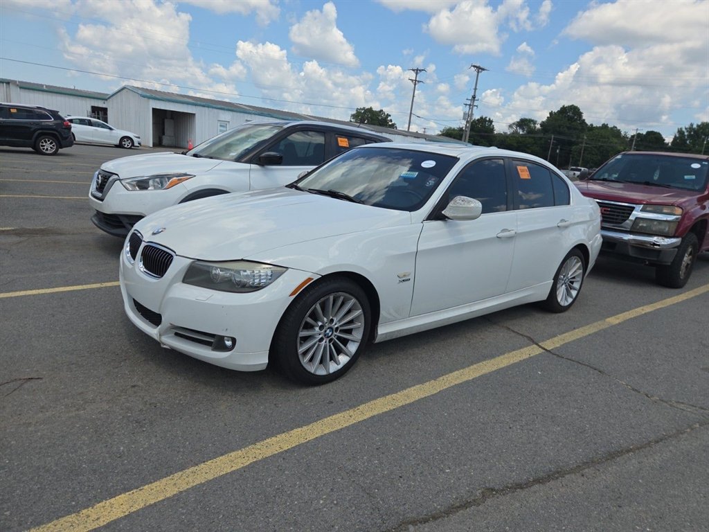2011 BMW 3 Series - $7,539