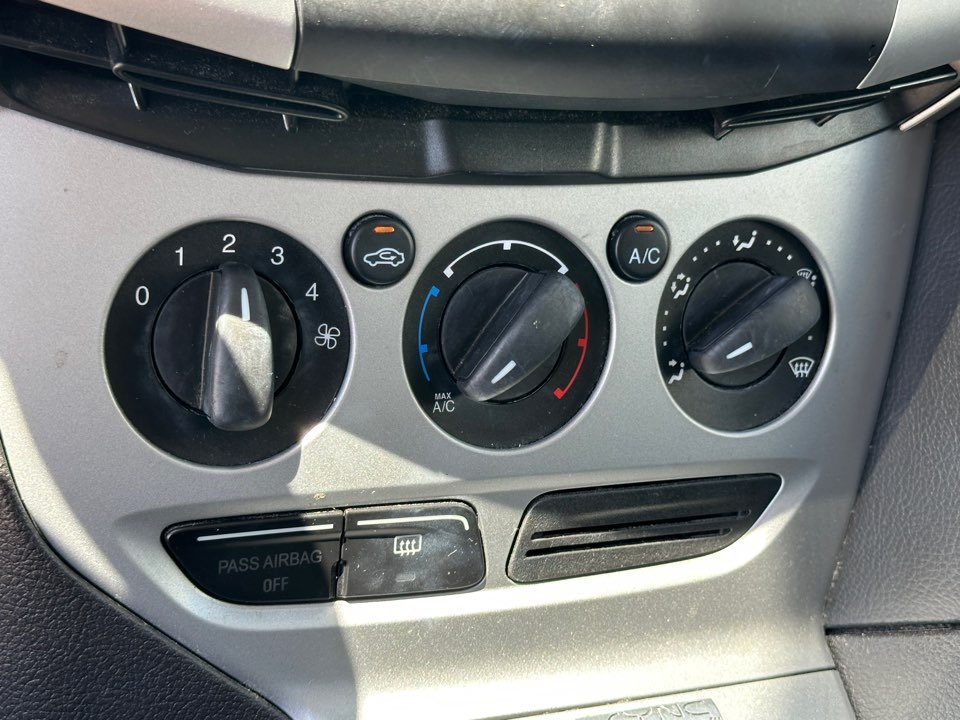 2014 Ford Focus - $8,077