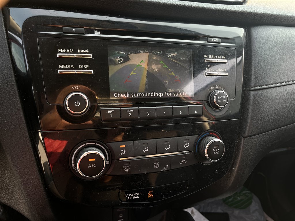 2017 Nissan Rogue - $7,995