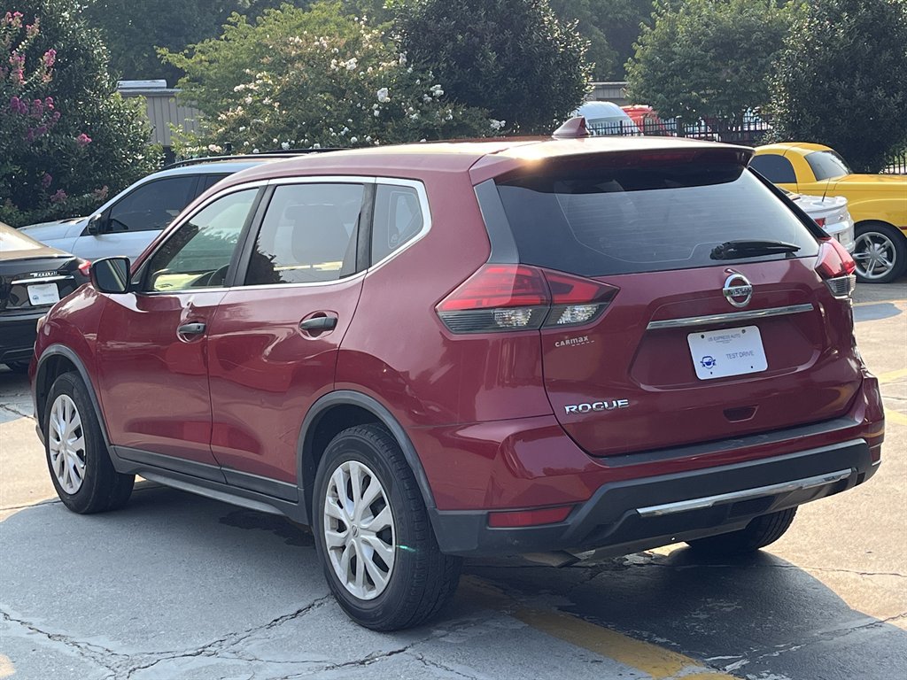 2017 Nissan Rogue - $7,995
