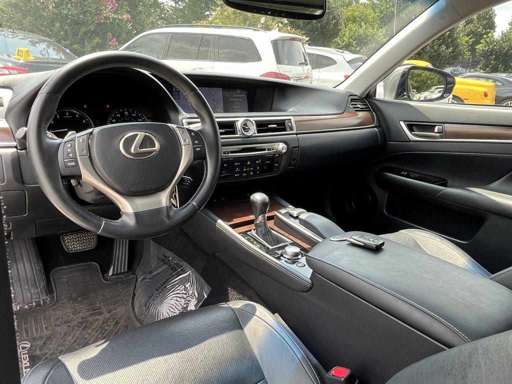 2013 Lexus GS - $11,995