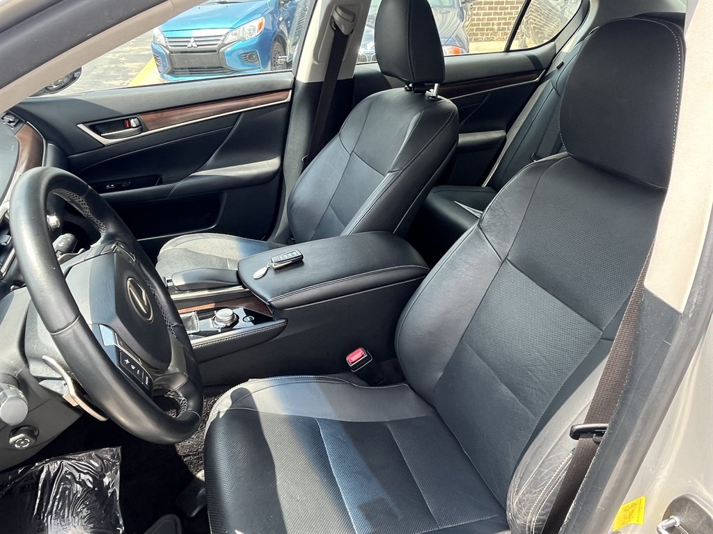 2013 Lexus GS - $11,995