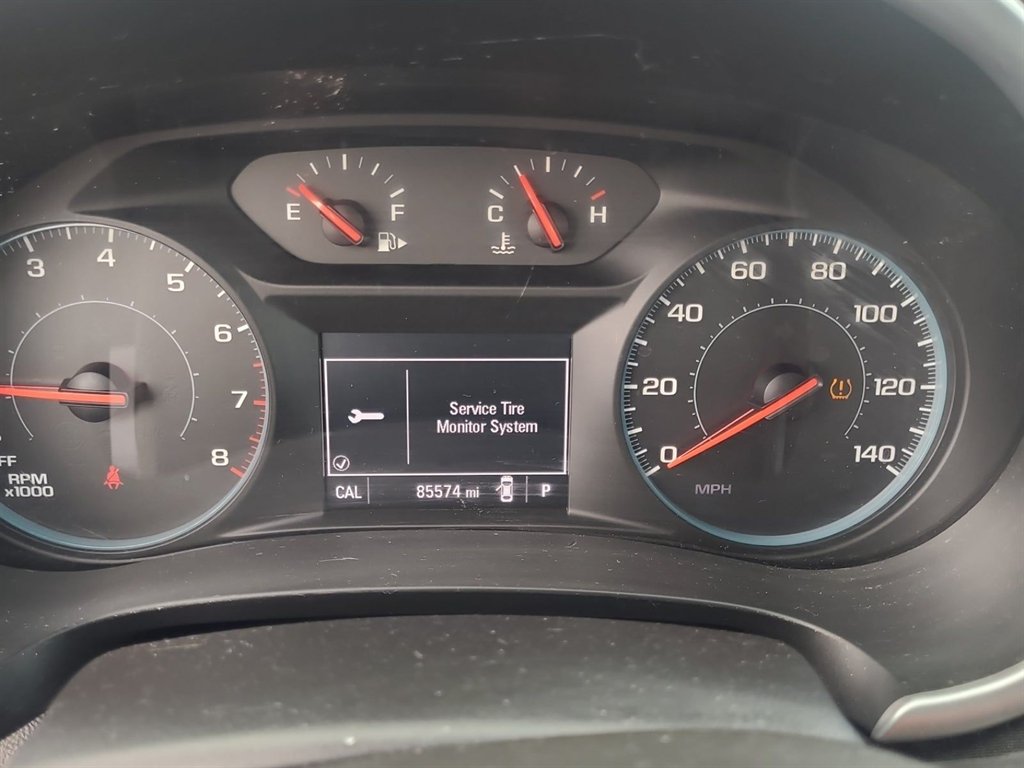 2017 Chevrolet Malibu - $8,995