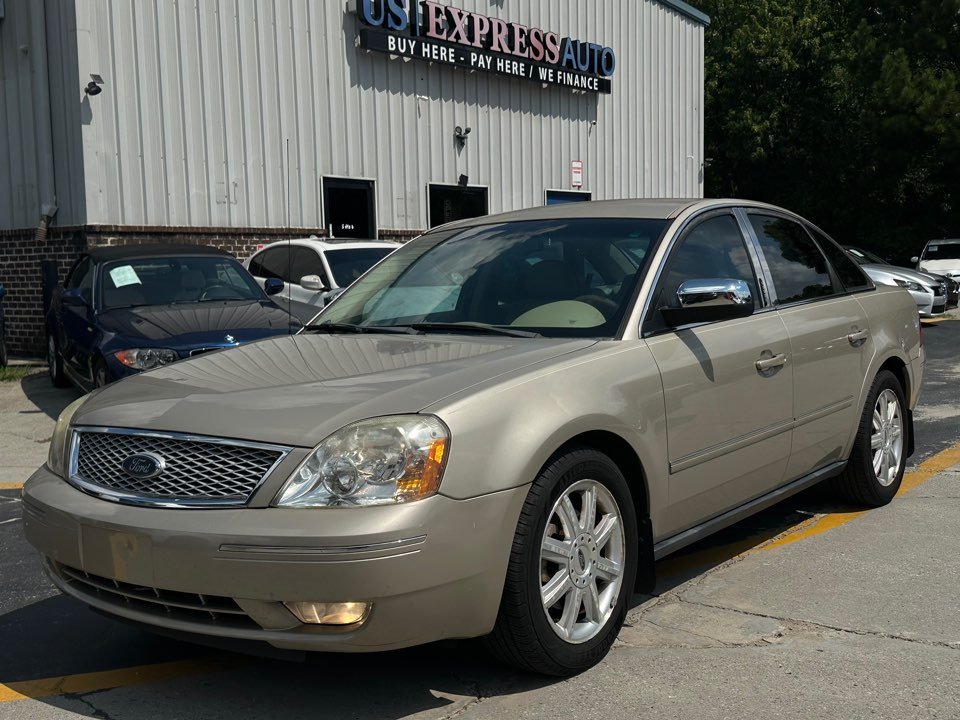 2005 Ford Five Hundred - $5,995