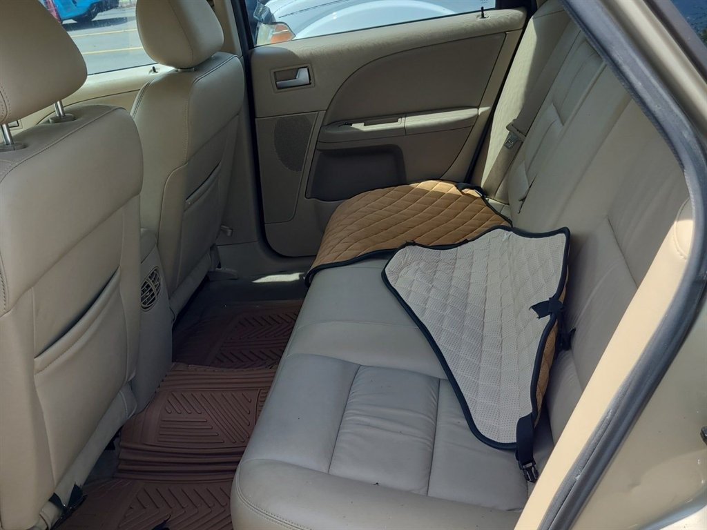 2005 Ford Five Hundred - $5,995