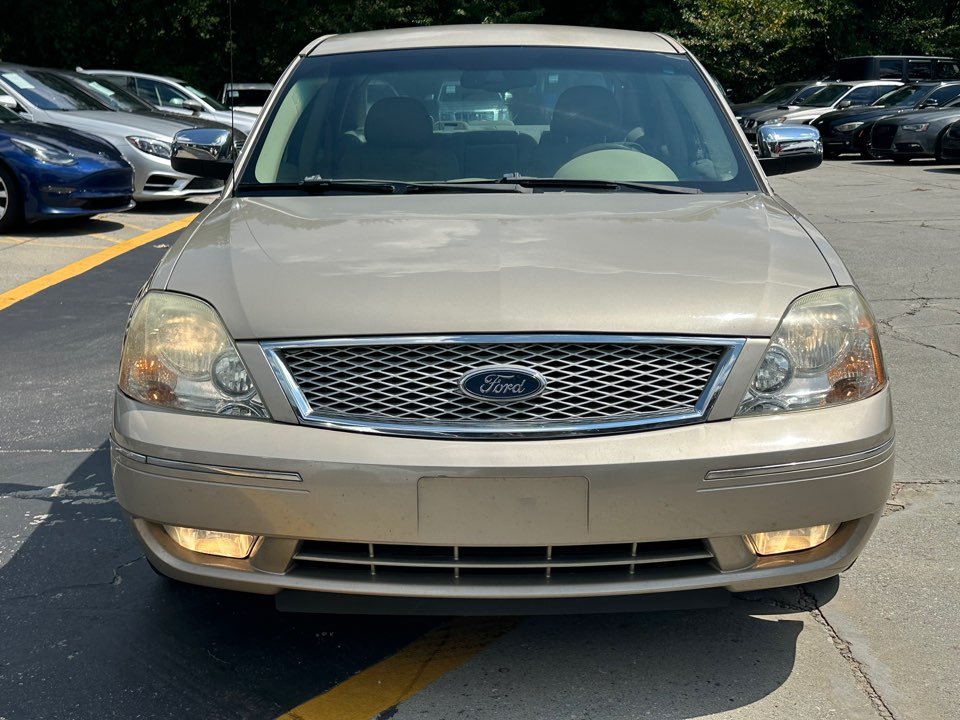 2005 Ford Five Hundred - $5,995
