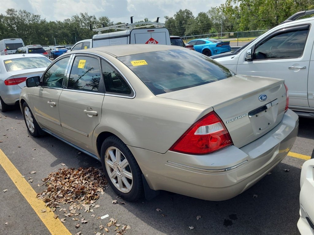 2005 Ford Five Hundred - $5,995