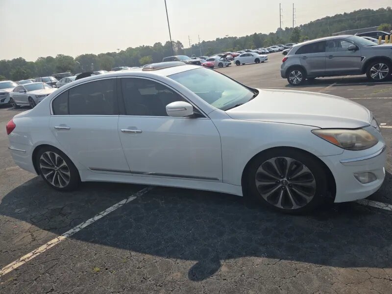2013 Hyundai Genesis - $6,995