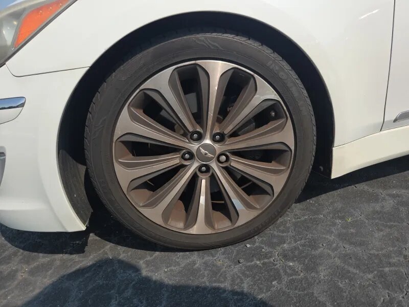 2013 Hyundai Genesis - $6,995