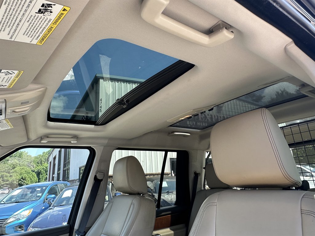2016 Land Rover LR4 - $10,995